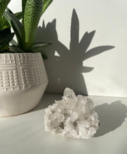 Load image into Gallery viewer, Clear Quartz Cluster - A Grade