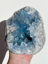 Load image into Gallery viewer, Celestite Cluster