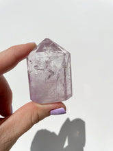 Load image into Gallery viewer, Amethyst Generator