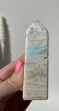 Load image into Gallery viewer, Caribbean Blue Calcite