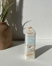 Load image into Gallery viewer, Caribbean Blue Calcite