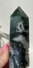 Load image into Gallery viewer, Green Moss Agate