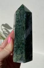 Load image into Gallery viewer, Green Moss Agate