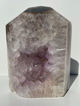 Load image into Gallery viewer, Agate Cave Point