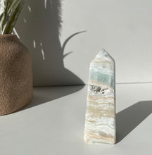 Load image into Gallery viewer, Caribbean Blue Calcite