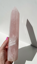 Load image into Gallery viewer, Rose Quartz Generator
