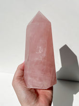 Load image into Gallery viewer, Rose Quartz Generator
