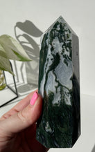 Load image into Gallery viewer, Green Moss Agate
