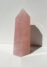 Load image into Gallery viewer, Rose Quartz Generator
