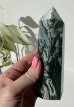Load image into Gallery viewer, Green Moss Agate
