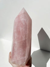 Load image into Gallery viewer, Rose Quartz Generator
